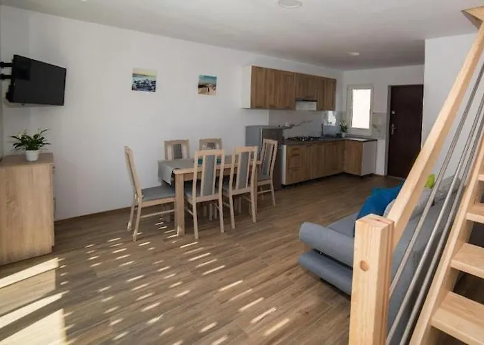 Comfortable, Two-story Home, Summer Pool Holiday home Jaroslawiec